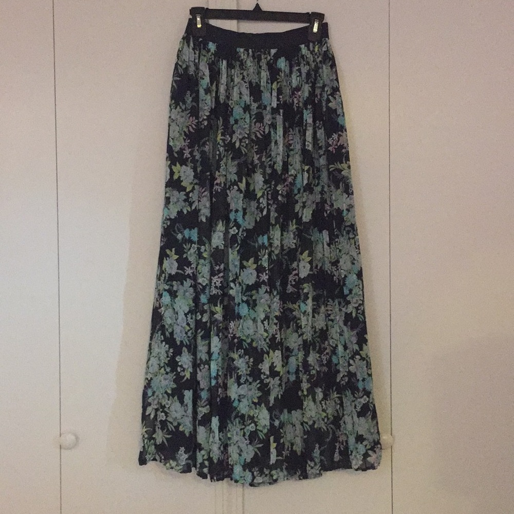 EUC Lauren Conrad Floral Maxi Skirt